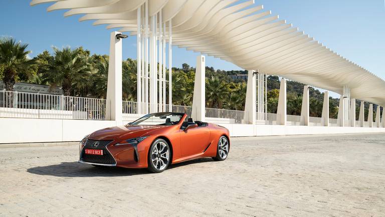 AS24 Lexus LC 500 Convertible 2021 statisch voor