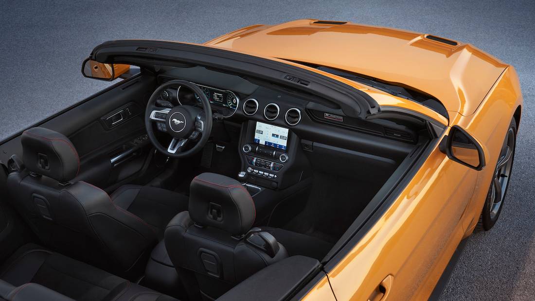 Ford Mustang CS (2022) interieur