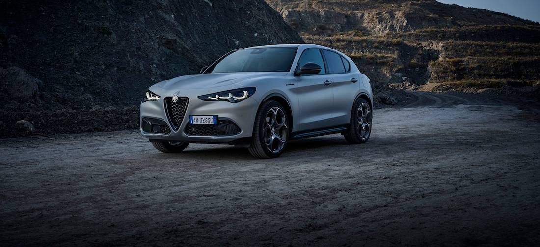 Alfa Stelvio/Giulia (2022) banner