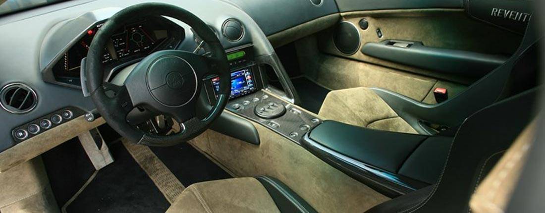 lamborghini-reventon-interior