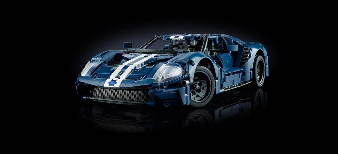 Lego Technic Ford GT (2023) banner
