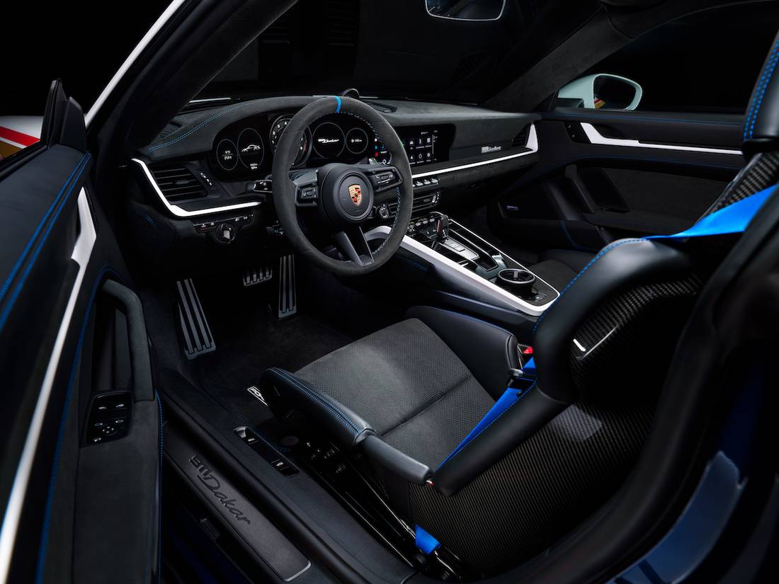 Porsche 911 Dakar (2022) interieur