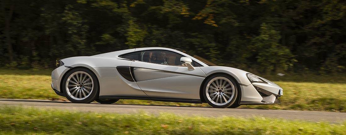 mclaren-570gt-side