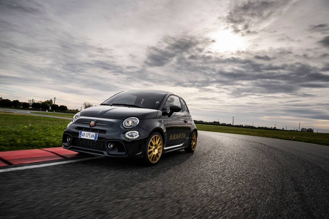 abarth 695 75 anniversario 88