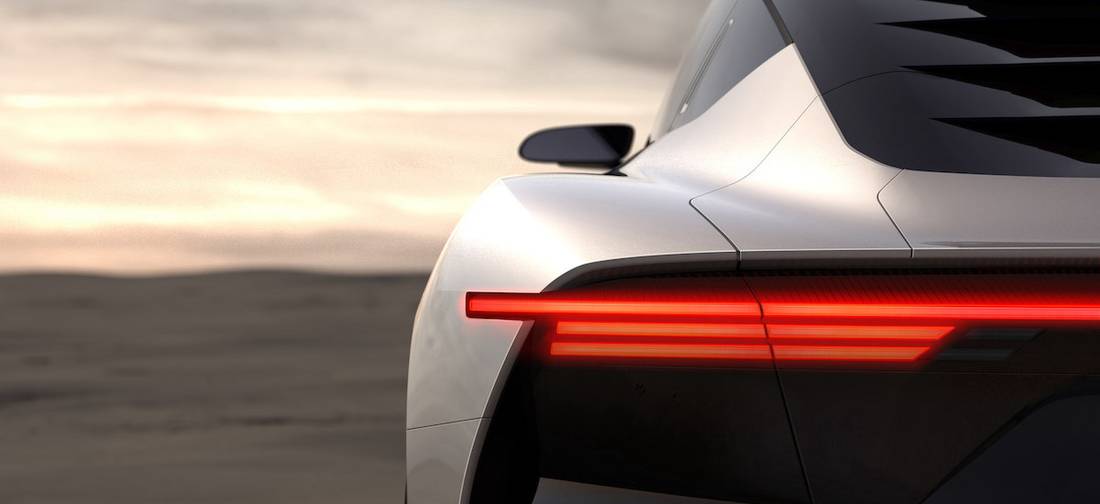 DeLorean EV (2022) banner