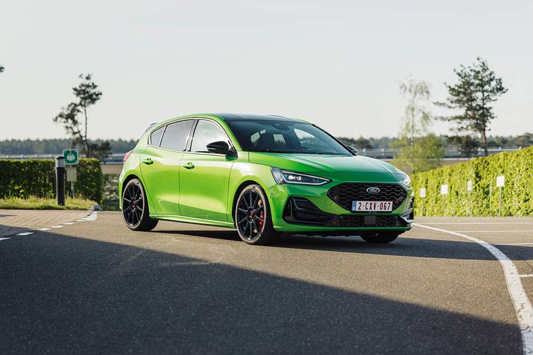 Ford Focus ST Track Pack (2023) static, front view