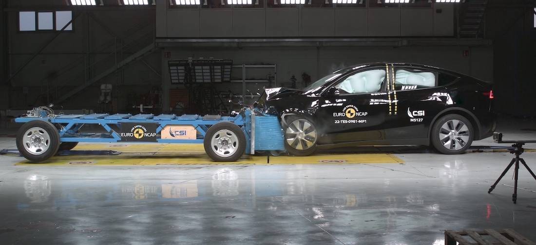 Tesla Model Y Euro NCAP (2022) banner