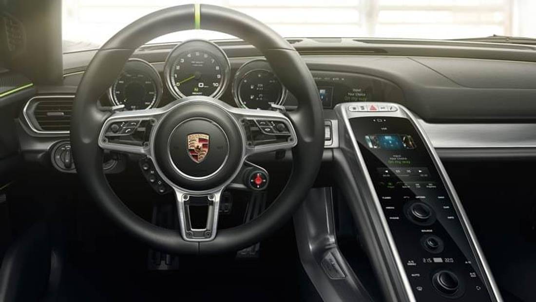 porsche-918-m-03