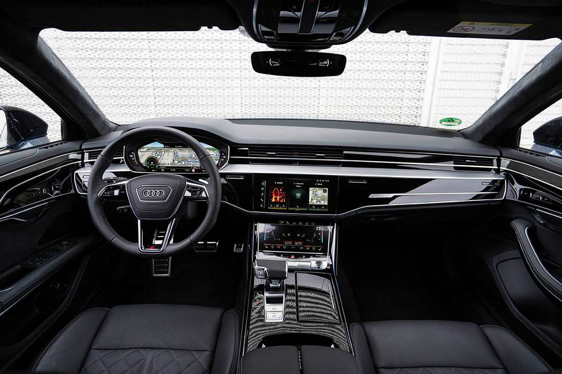Audi A8 60 TFSI e (2023) dashboard