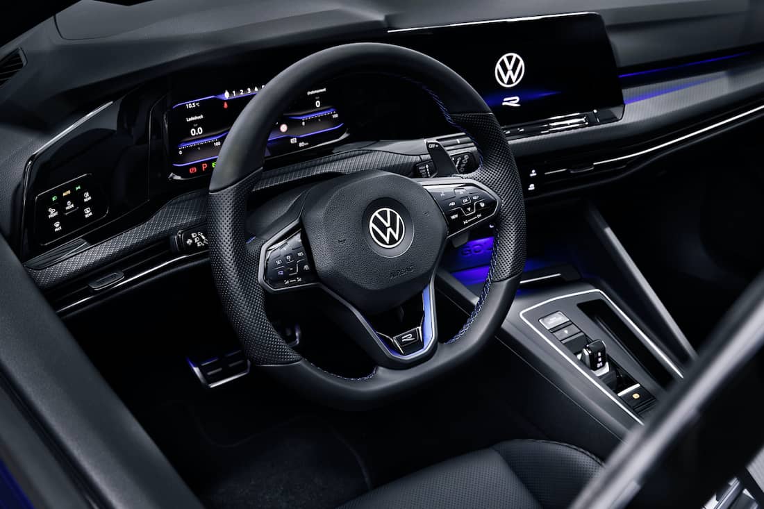 AS24 VW Golf R 2021 interior