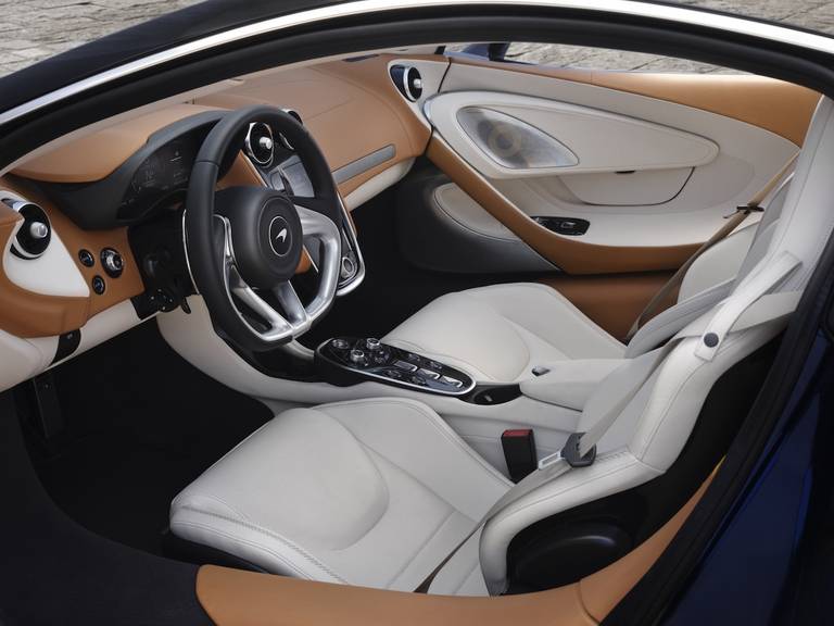 AS24 McLaren GT 2021 interieur