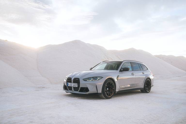 BMW M3 Touring (2023) static, front view