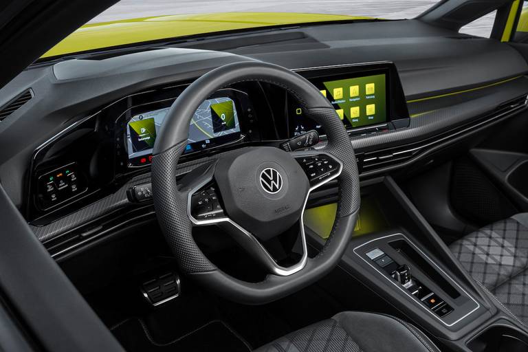 VW Golf Variant (2023) dashboard