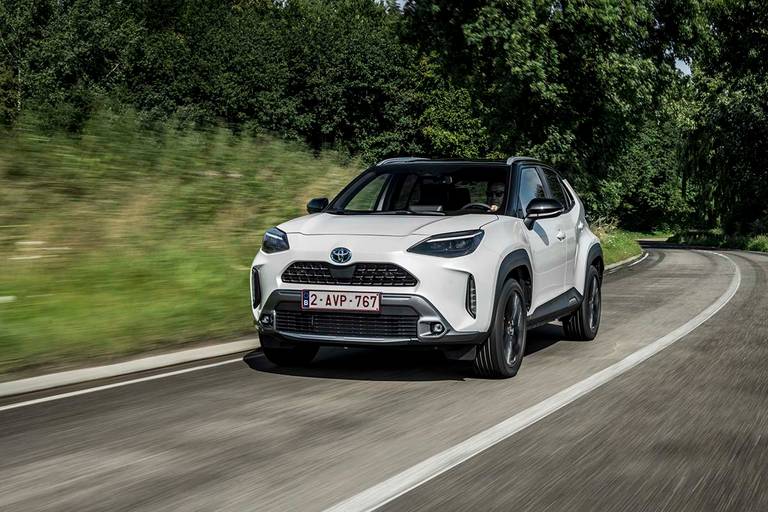 AS24 Toyota Yaris Cross 2021 rijdend voor