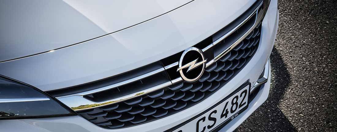 opel-zafira-tourer-l-01