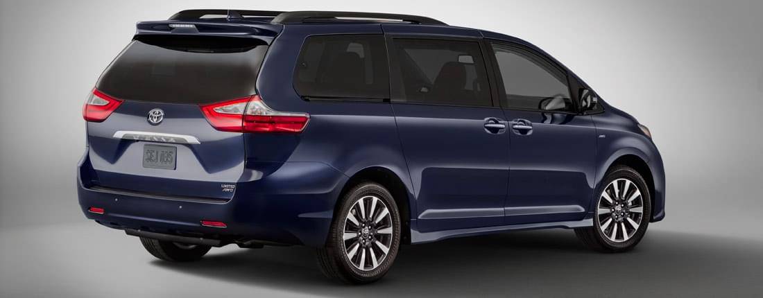 toyota-sienna-l-02