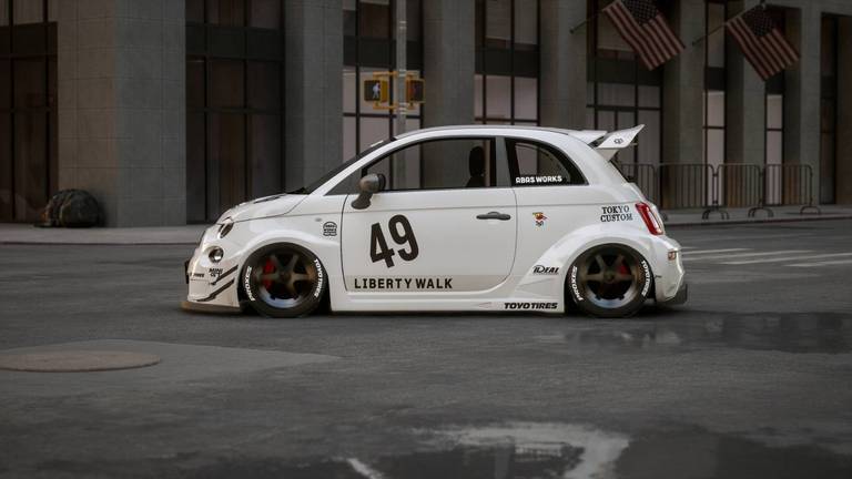 Liberty-Walk-Abarth 3