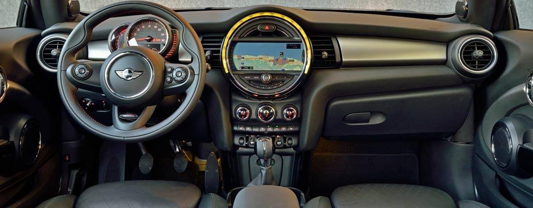 mini-cooper-interieur