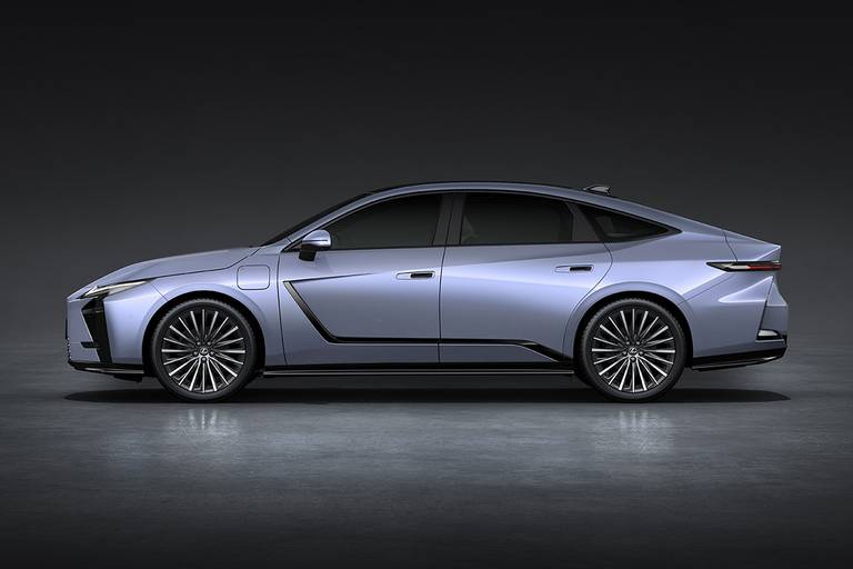 BEBE20250424 Lexus ES 02