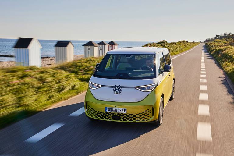 Volkswagen Id Buzz (2022) Rijdend, Vooraanzicht