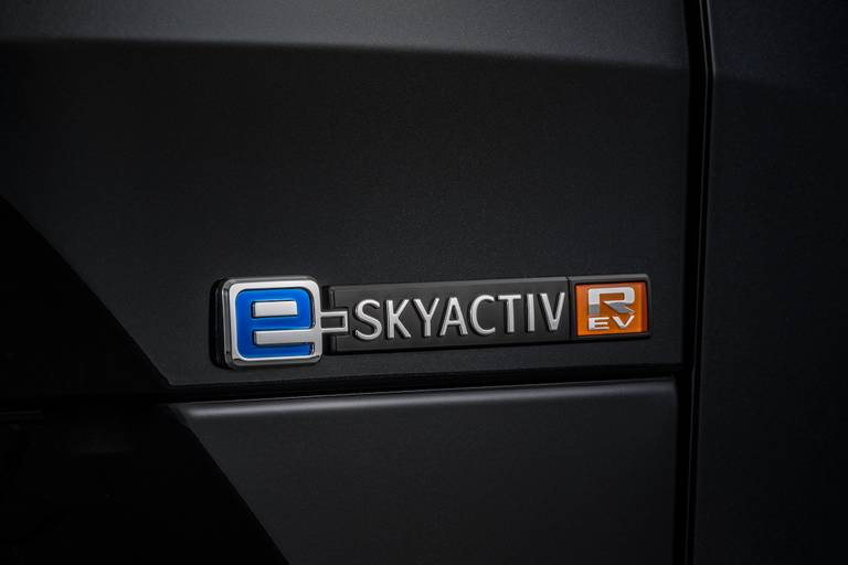 Mazda MX-30 E-Skyactiv R-EV (2023) logo