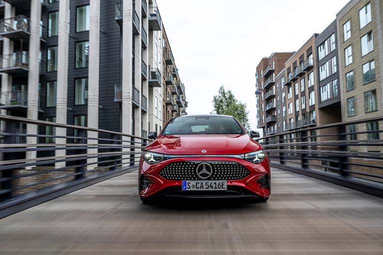 mercedes-benz cla 250 with eq technology amg line88