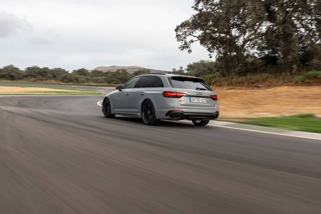 AS24-modelpagina-audi-rs-4_04