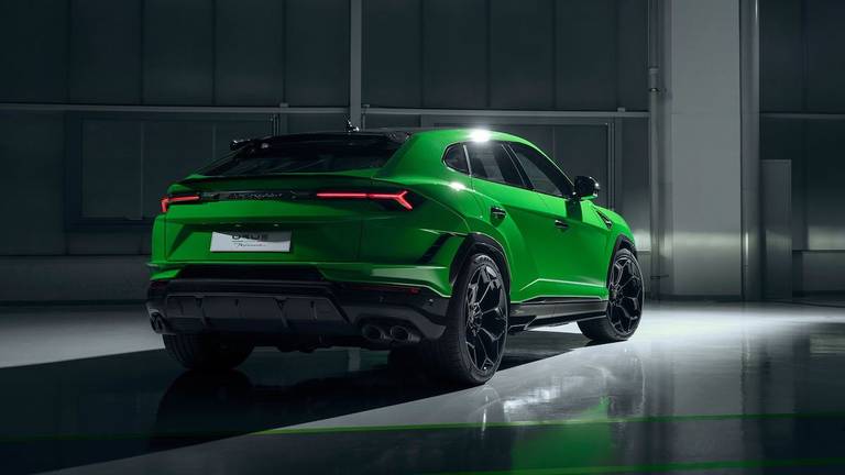 Lamborghini Urus Performante (2022) statisch, achteraanzicht