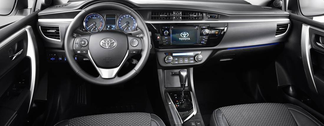 toyota-corolla-l-03