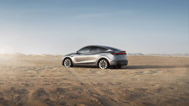 BEBE20250626 Tesla Model Y 01