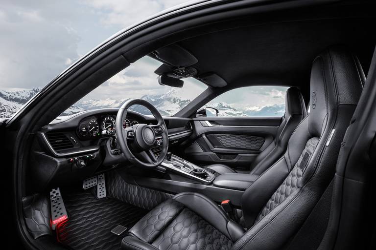 Brabus Rocket 900 R (2023) interior