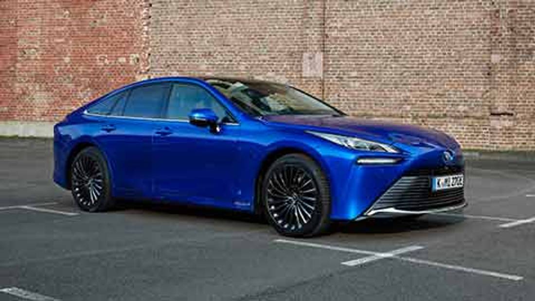 toyota-mirai-s-01