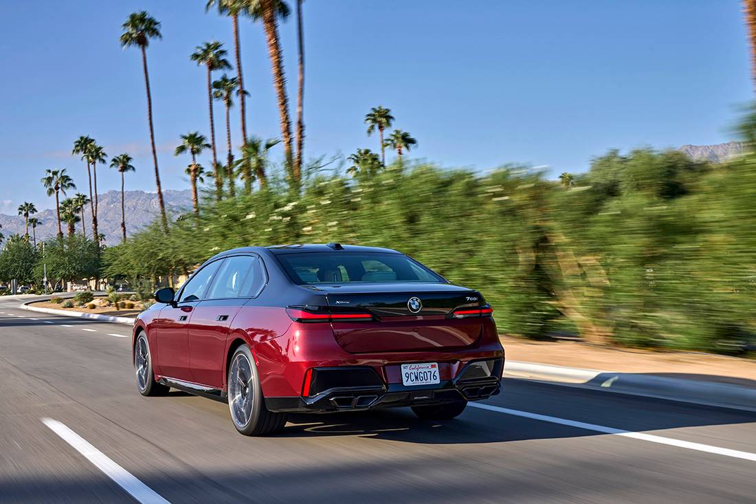 Essai : BMW 750e xDrive, l’hybride pour les patrons (2024)