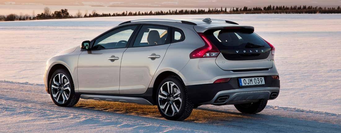 volvo-v40-cross-country-l-02.jpg