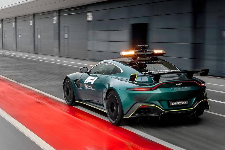 AS24 Aston achter