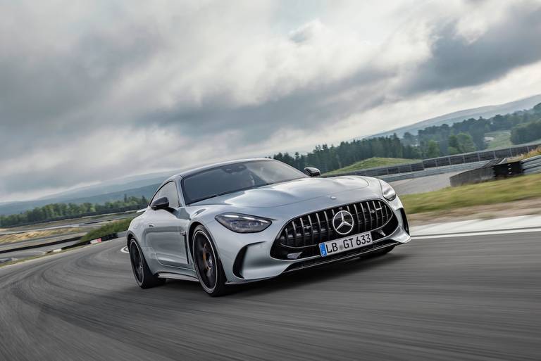 Mercedes-AMG-GT-2024-Test-Circuit 05