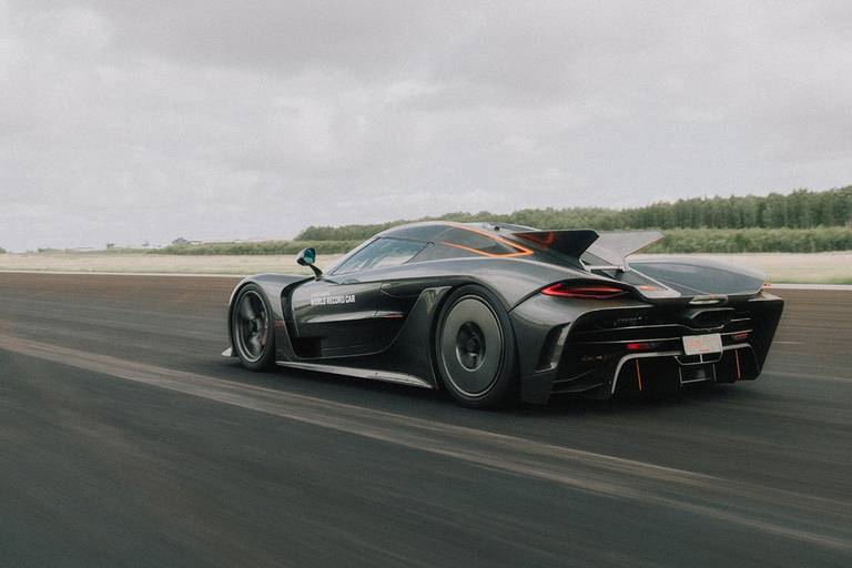 BEBE20250814 Koenigsegg 01