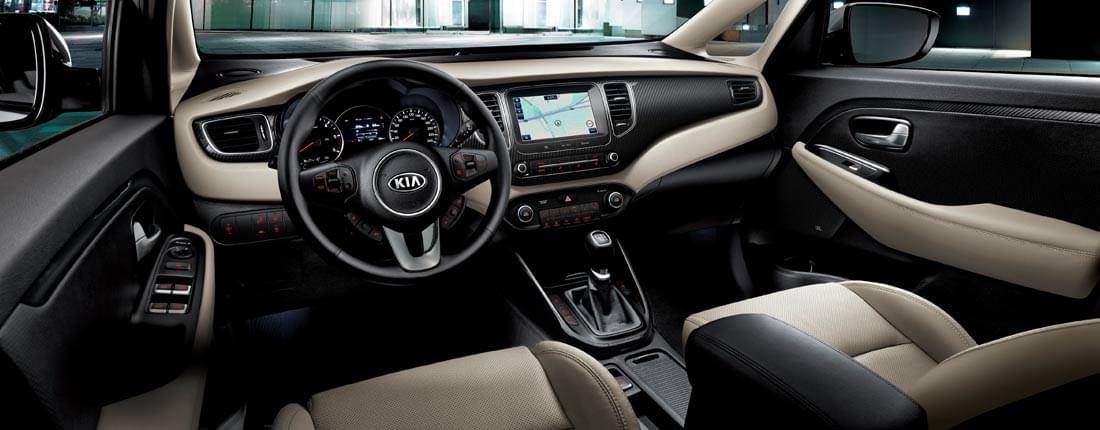 kia-carens-l-03