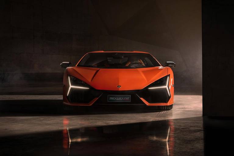 Lamborghini Revuelto (2023) statisch, frontaal