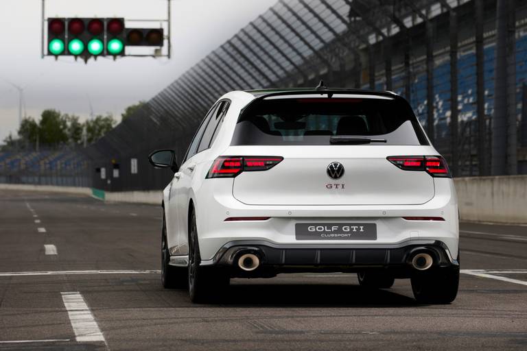 volkswagen golf gti clubsport 211