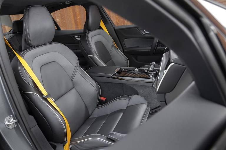 AS24 Volvo S60 Polestar Engineered 2021 interieur