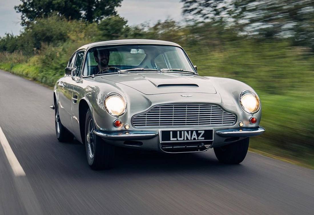 Lunaz-Aston-Martin-DB6 02