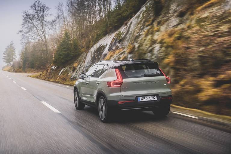 Volvo XC40 Recharge (2023) dynamic, rear view