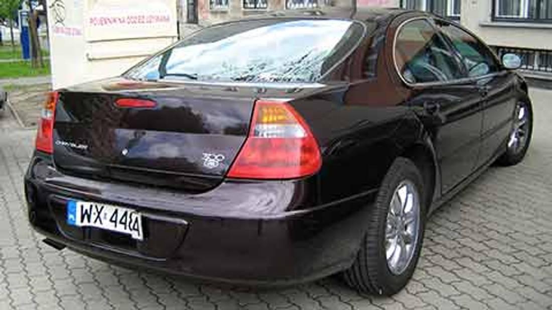 chrysler-300m-s-03