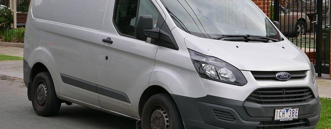 ford-transit-custom-l-01