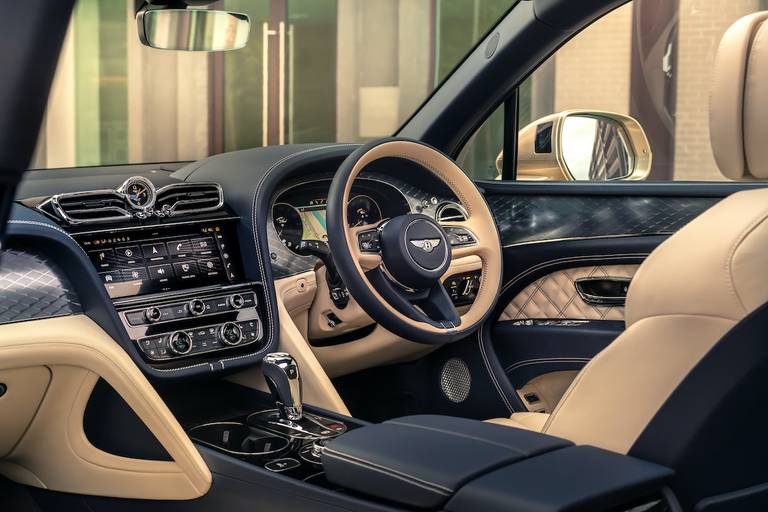 AS24 Bentayga interieur