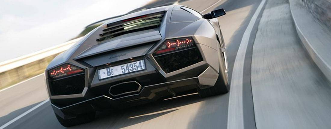 lamborghini-reventon-back