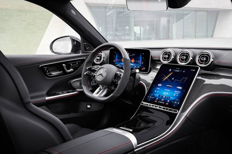 Mercedes-AMG C 43 (2022) interieur