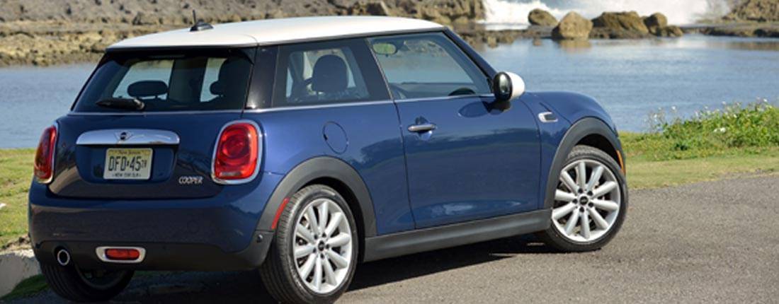 https://www.autoscout24.fr/cms-content-assets/7mDPnLOBzy4b7k8X9ig5rI-f21629d9217d713ca2e1f4b9f8c59a07-mini-cooper-l-03-1100.jpg