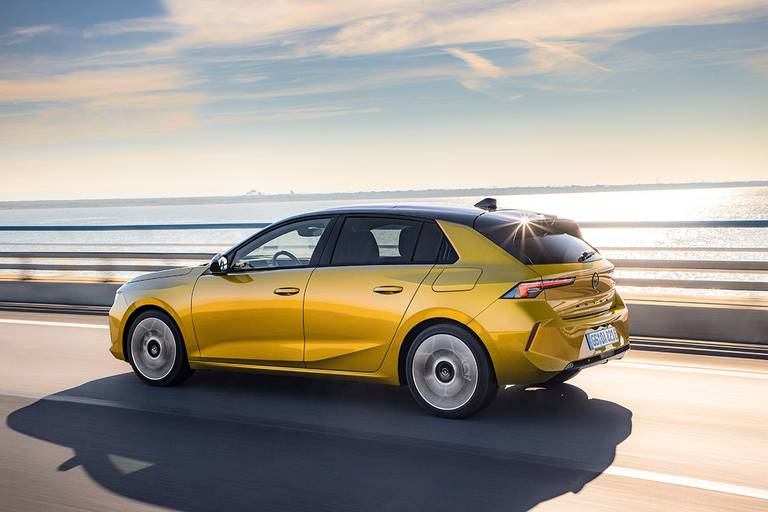 Opel Astra 2022